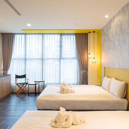 Ningcui Business Hotel Taichung Bagian luar foto