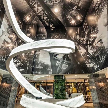 Ningcui Business Hotel Taichung Bagian luar foto