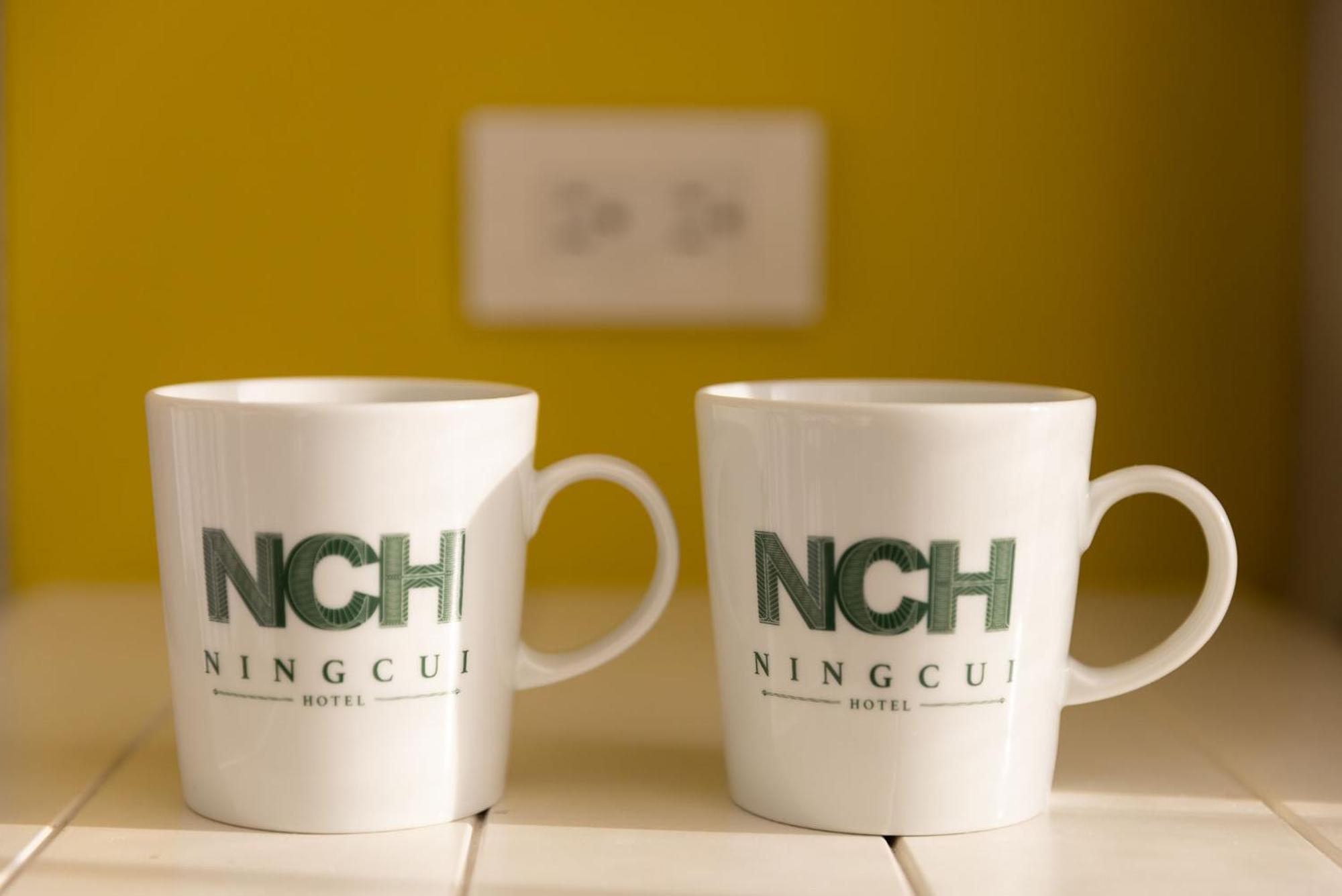 Ningcui Business Hotel Taichung Bagian luar foto