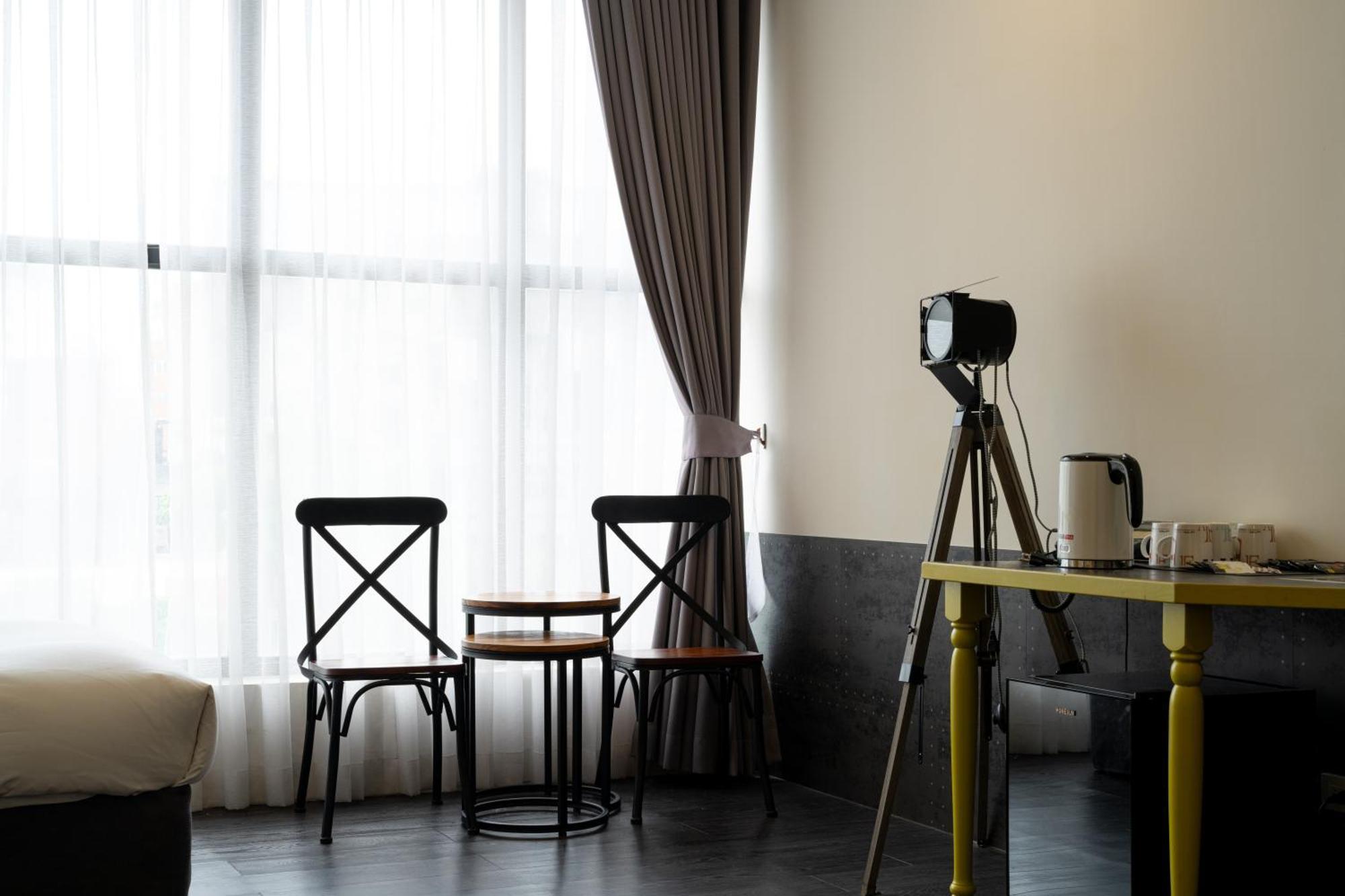 Ningcui Business Hotel Taichung Ruang foto