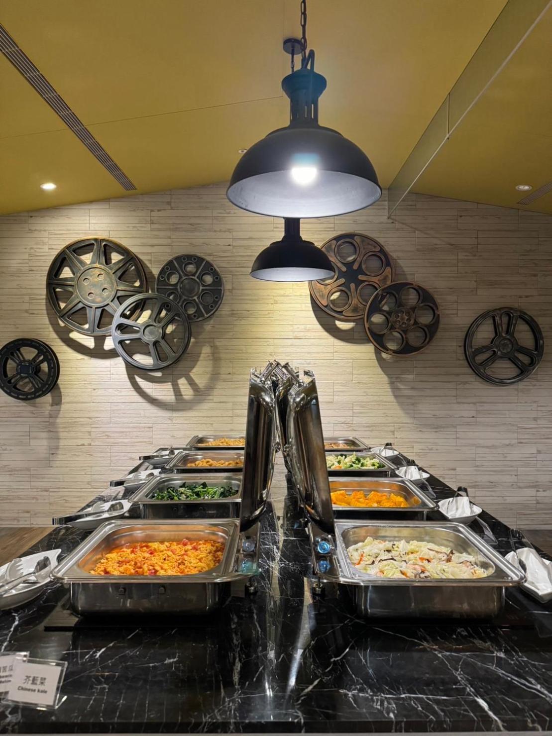 Ningcui Business Hotel Taichung Bagian luar foto