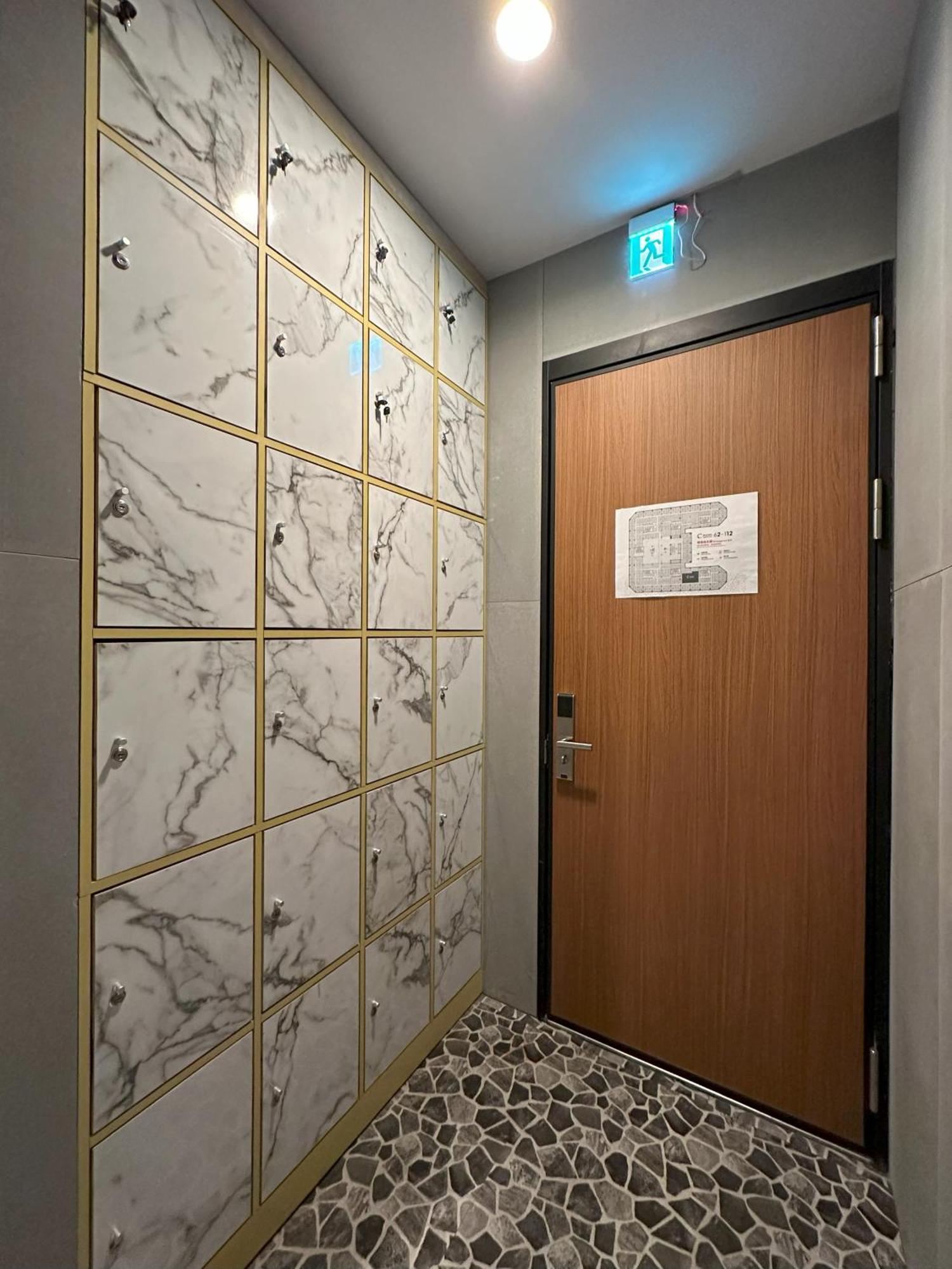 Ningcui Business Hotel Taichung Bagian luar foto
