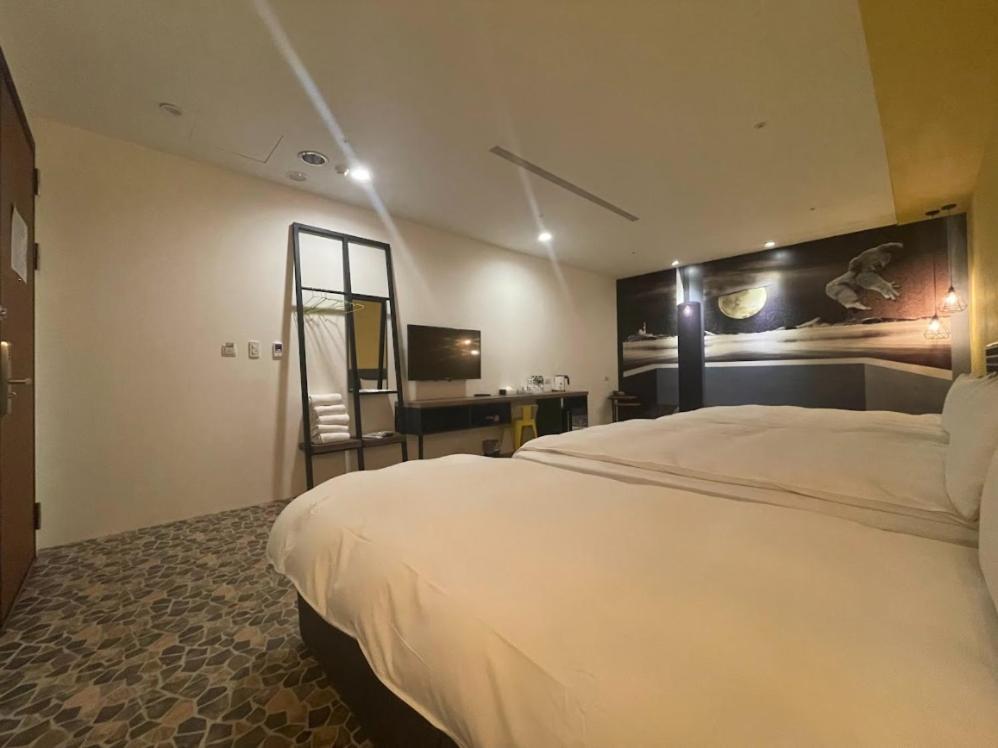 Ningcui Business Hotel Taichung Ruang foto